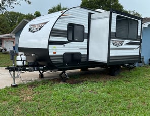 Forest River RV Wildwood FSX 178BHSK