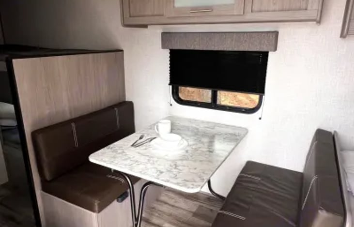 Room for the whole family at the dining table.