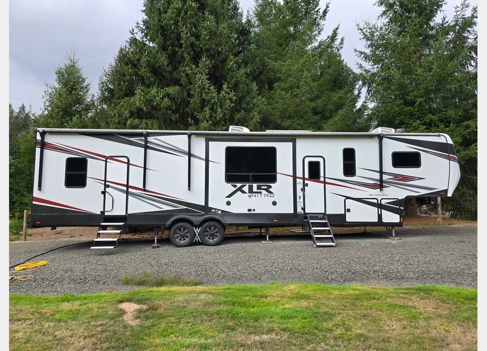 Fifth Wheel rentals in Albany