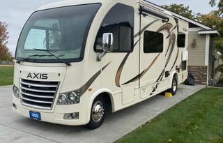 2019 Thor Motor Coach Axis 24.1