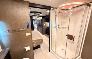 Bershire XLT 45CA Bunks 2 Full Baths