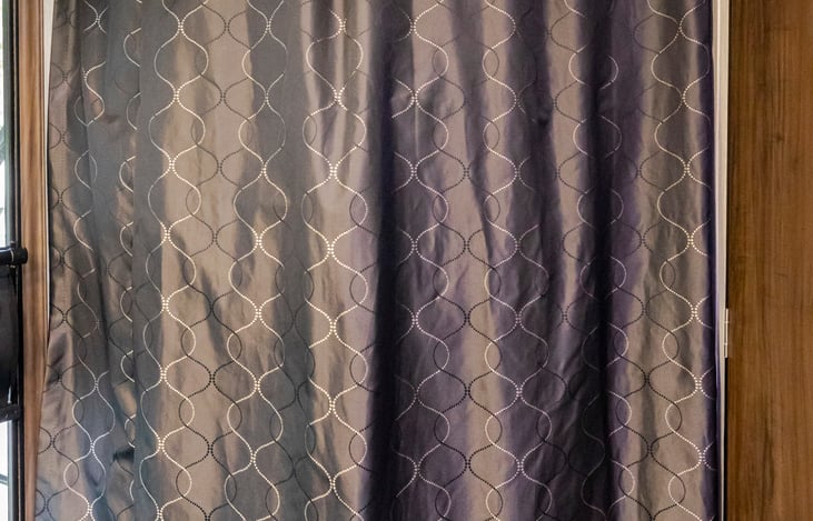 Double bunk bed curtain (closed)