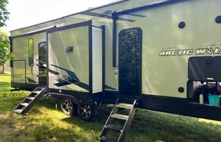 Mansion On Wheels!