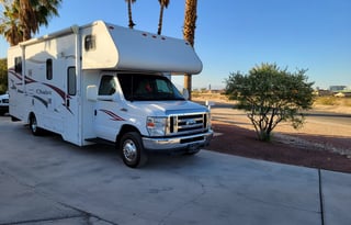 ​Vegas Winnebago: Fully Stocked & Ice Cold AC