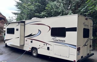 2016 Coachmen RV Freelander 32BH Ford 450