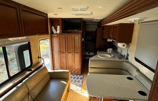 2013 Thor Motor Coach ACE 29 2