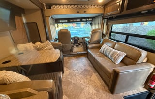 2018 Thor Windsport – Your Family’s Home on Wheels