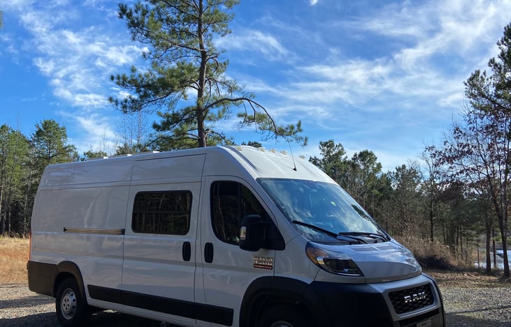 Here is a passenger side view of the Karavan.