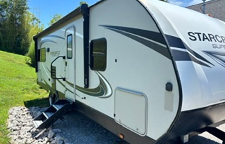 Front storage that you can load through the bedroom!  Big enough to handle paddleboards, bbq's, and your summer fun toys.