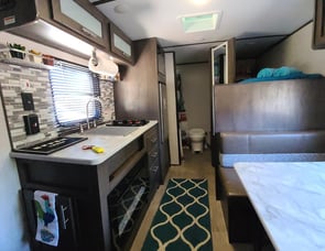 Dutchmen RV Coleman Lantern LT Series 17B