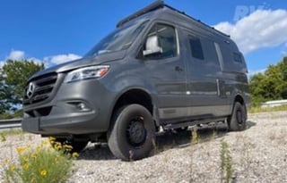 AWD All-Season "Astro" UNLIMITED MILES + Starlink