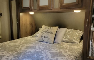 2018 Keystone Passport Grand Touring Bunkhouse