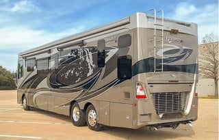 Rare Ultra-Luxury Diesel | Sleeps 9+ | 2 Bath