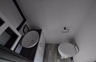 2024 Cedar Creek Bunk Room with own Bath Plus Loft