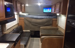 2015 Winnebago 25B Minnie Winne