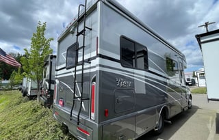 Sadie | Mercedes Sprinter RV Sleeps 4