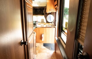 2013 Coachmen RV Leprechaun 317SA Ford 450