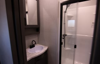 Brand New Grand Design 2023 Fifth Wheel