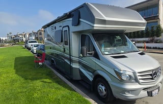 2020 Isata 3 Luxury Sprinter w/ Starlink, Class C