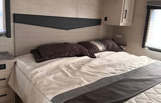 2023 Thor Motor Coach ACE 32B