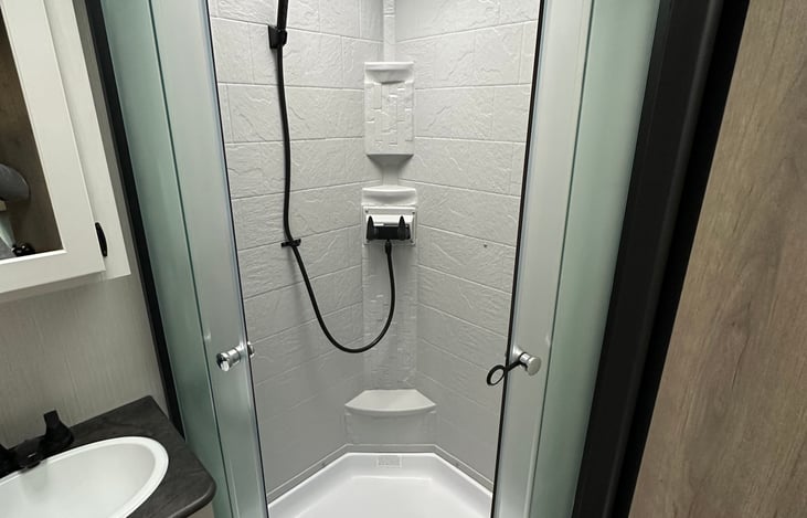 Walk in oversized shower.