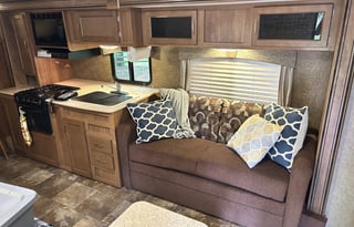 Spacious 28' Camper