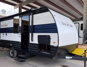 Forest River RV Cherokee Wolf Den 16EV