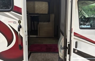 2021 Thor Motor Coach Chateau 25V