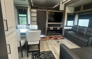 2025 Keystone RV Montana 3915TB
