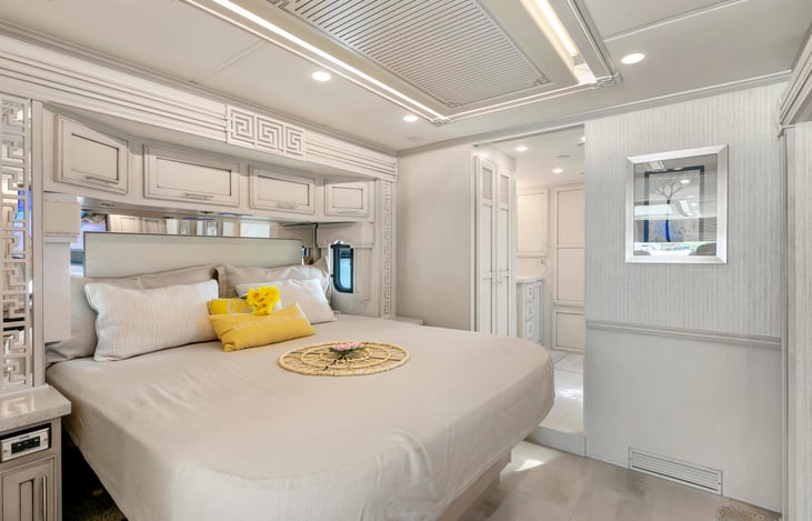 King Bed with sleep comfort