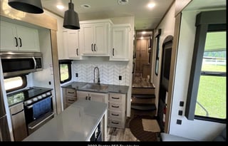 Raptor Retreat|King Bed| 1.5 baths|Sleeps 7