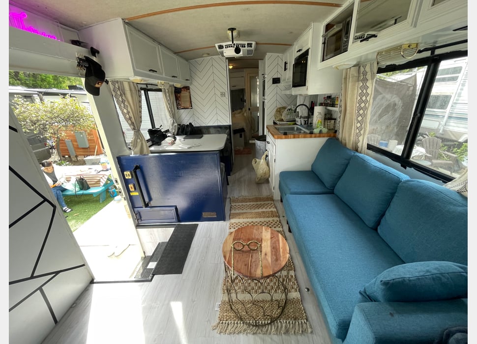 Class A Motor Home rentals in Stanton