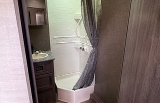 2018 Pacific Coachworks Rage'n 22EX