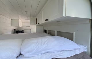 VanDelta: Luxury Travel Vanlife