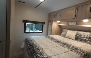 Stocked, Pet Friendly Coachmen 29' Delivery Only