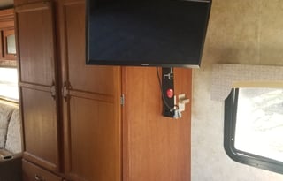 2010 Starcraft Travel Star 245RKS