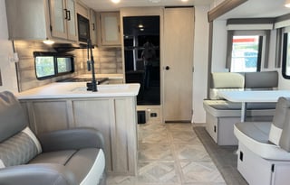 **2024 RV Rental – Your Home on Wheels!**