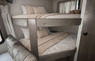 Family Friendly Camper | Delivery & Set-Up