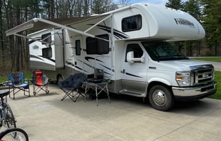 Great family camper with bunkhouse