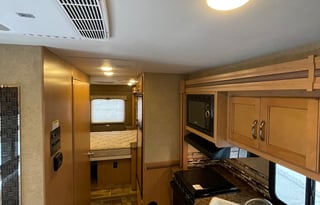 2016 Thor Motor Coach Four Winds 29G. "Let's Go!"