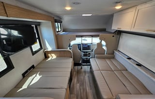 2026 Thor Motor Coach Four Winds 28Z