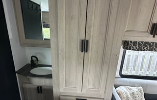 Adventure in Lulu the RV- 25 ft Sunseeker LE