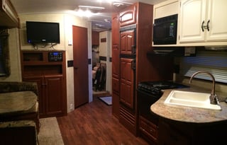 2011 Keystone Outback 277 rl