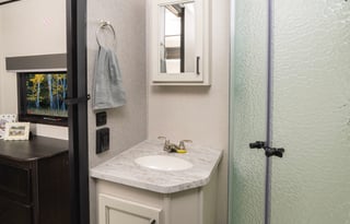 2021 Highland Ridge RV Highlander HF350H