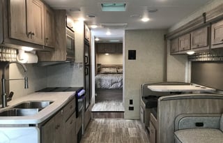 2019 Forest River RV Sunseeker LE 2850SLE Ford