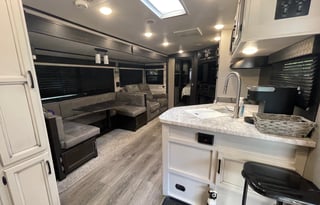 Spacious Family Bunkhouse