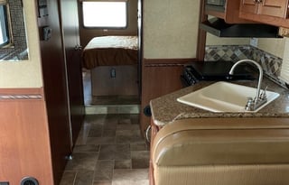 2017 Thor Motor Coach Freedom Elite 29FE