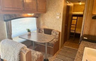 2010 Jayco Jay Feather 23K