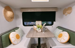 2022 Dutchmen RV Coleman Rubicon- Greenery Camper