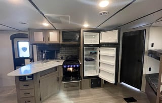 2021 Keystone RV Hideout 26' Family Bunkhouse